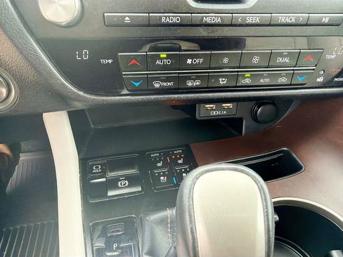 Used 2021 Lexus RX 350 FWD w/ Premium Package image 29