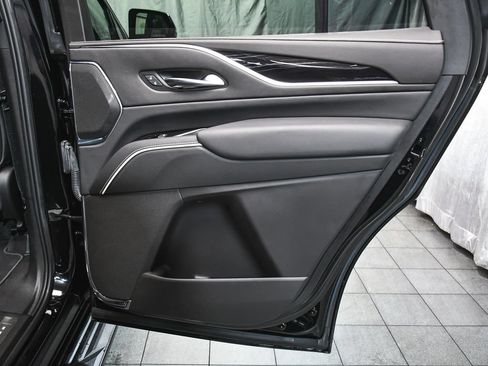 Used 2022 Cadillac Escalade Sport AWD/4WD image 14