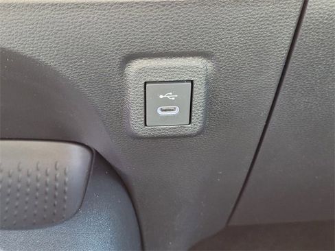 Used 2025 Toyota Corolla LE image 34