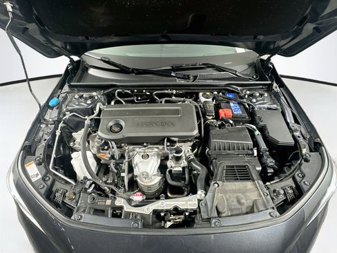 Used 2025 Honda Civic LX image 30