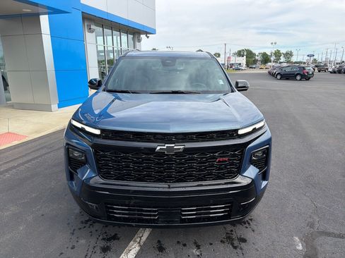 Used 2026 Chevrolet Traverse RS w/ LPO, Floor Liner Package AWD/4WD image 7