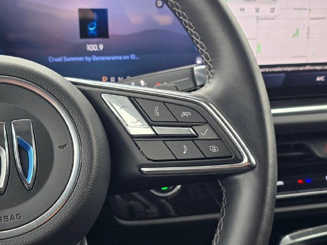 Used 2024 Buick Envision Preferred AWD/4WD image 33