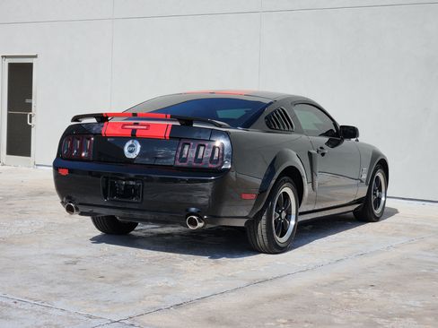 Used 2006 Ford Mustang GT Premium RWD image 7