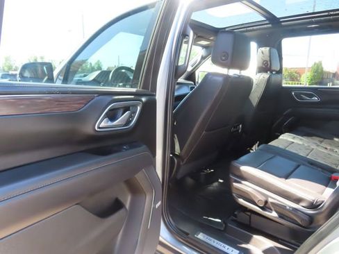 Used 2023 Chevrolet Tahoe LT w/ LT Signature Package AWD/4WD image 21