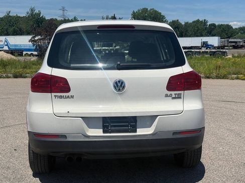 Used 2014 Volkswagen Tiguan S AWD/4WD image 4