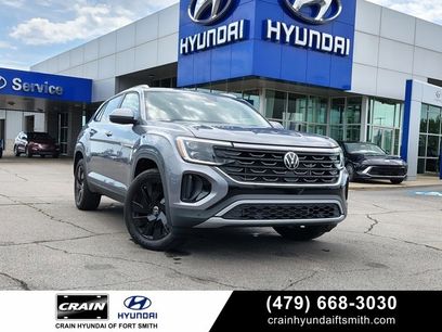 Used 2025 Volkswagen Atlas Cross Sport SE
