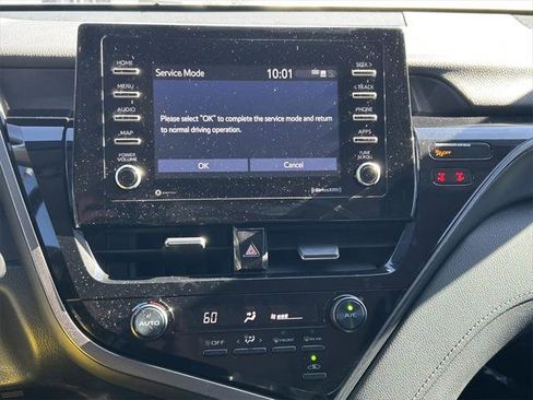 Certified 2021 Toyota Camry SE w/ Carpet Mat Package (TMS) image 18