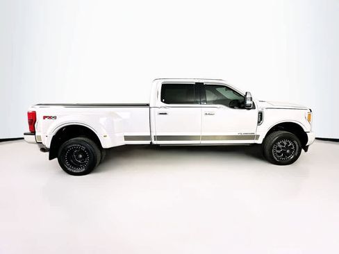 Certified 2018 Ford F350 Platinum w/ Platinum Ultimate Package image 25