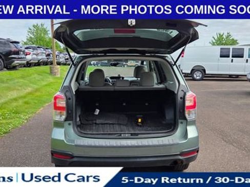 Used 2017 Subaru Forester 2.5i Premium AWD/4WD image 8