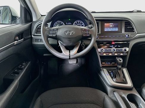 Used 2020 Hyundai Elantra SE w/ Cargo Package (C1) FWD image 21