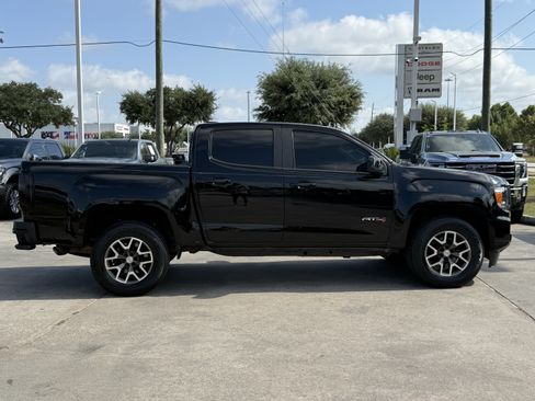 Used 2021 GMC Canyon AT4 w/ Trailering Package AWD/4WD image 3