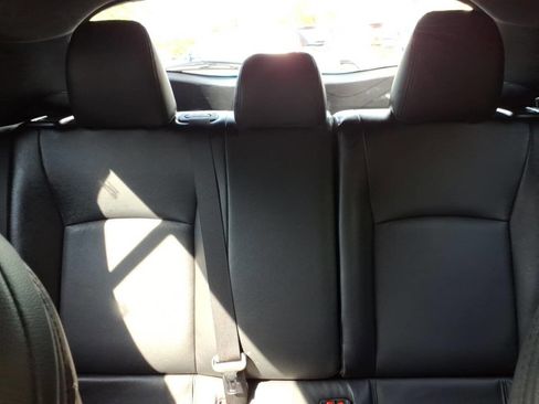 Used 2018 Toyota C-HR XLE FWD image 15