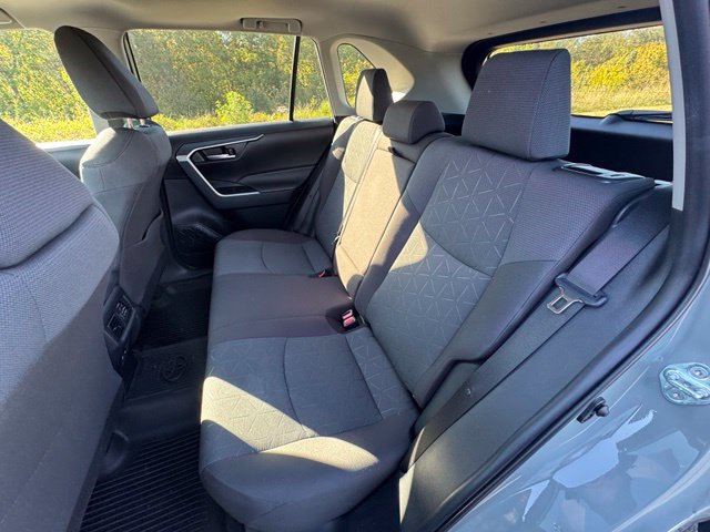 Used 2023 Toyota RAV4 XLE w/ Convenience Package AWD/4WD image 17