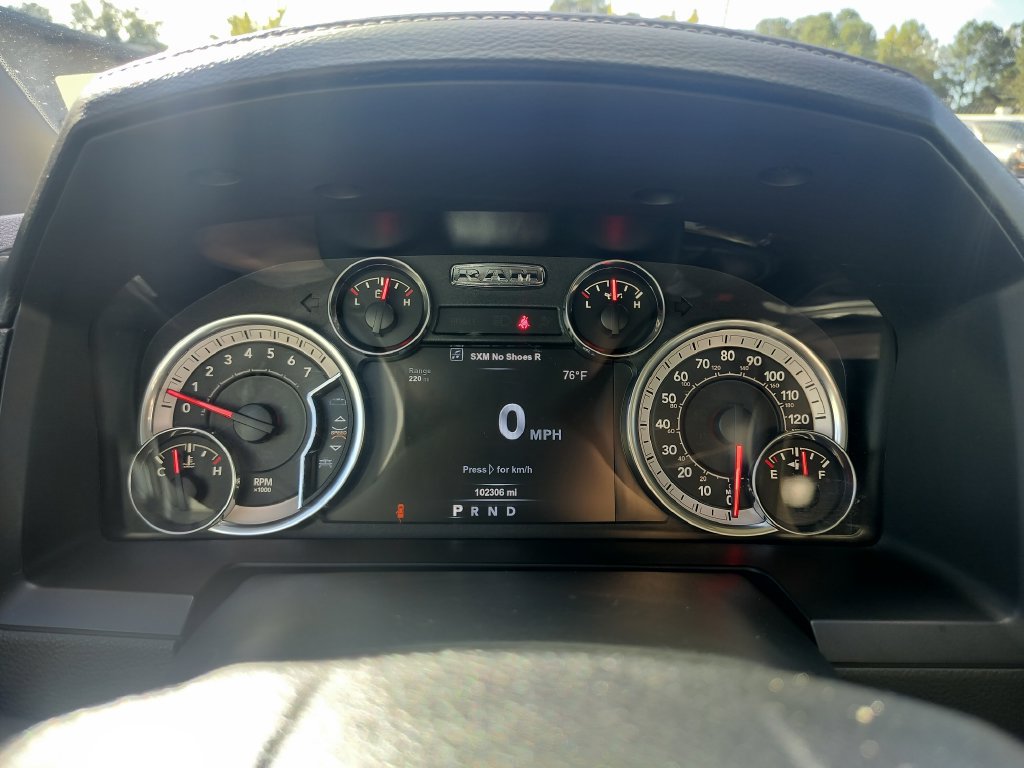 Used 2018 RAM 1500 Laramie AWD/4WD image 15