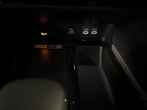 Certified 2025 Toyota Camry LE FWD image 15