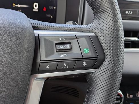 New 2026 Mitsubishi Outlander SEL FWD image 29