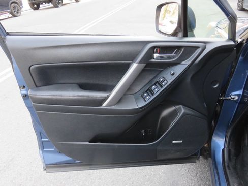 Used 2014 Subaru Forester 2.0XT Touring w/ Rugged Package #2 image 29