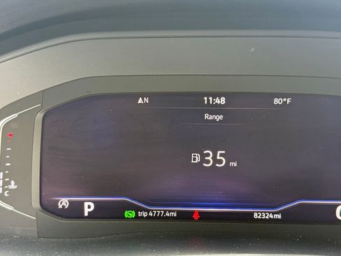 Used 2022 Volkswagen Atlas Cross Sport SE w/ Panoramic Sunroof Package image 24