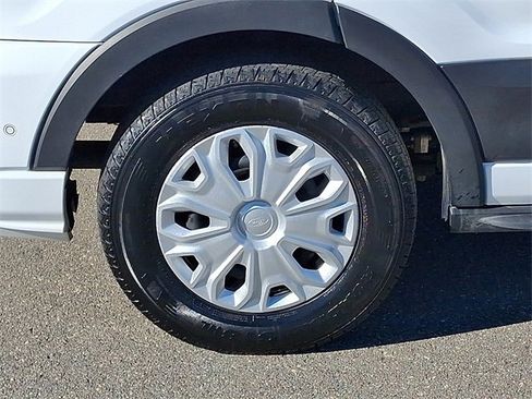 Used 2023 Ford Transit 350 XLT image 25