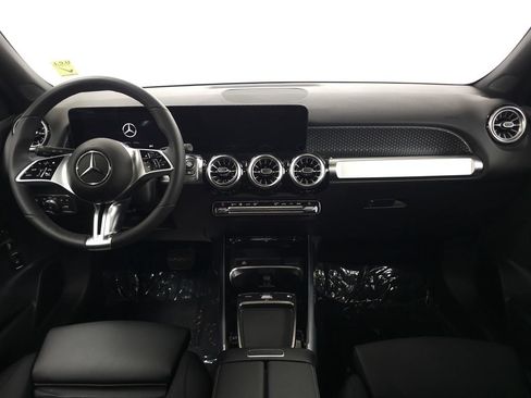 Certified 2026 Mercedes-Benz GLB 250 4MATIC image 24