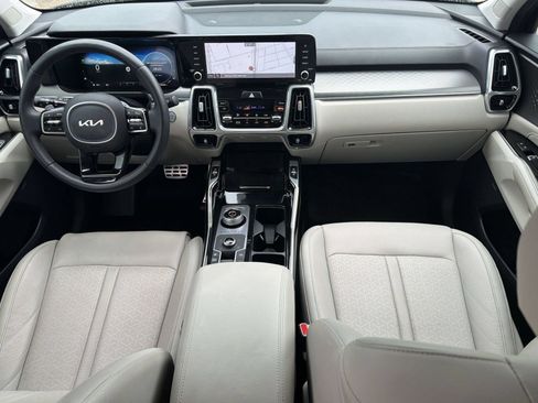 Used 2023 Kia Sorento SX Prestige AWD/4WD image 14