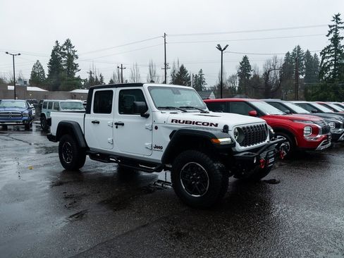 Used 2024 Jeep Gladiator Rubicon w/ Convenience Group image 29