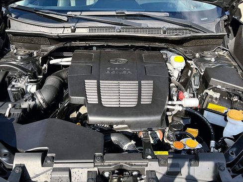 Used 2023 Subaru Forester Limited AWD/4WD image 11