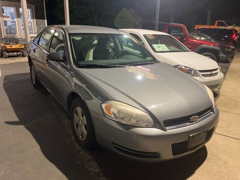 Used 2007 Chevrolet Impala LT FWD image 2