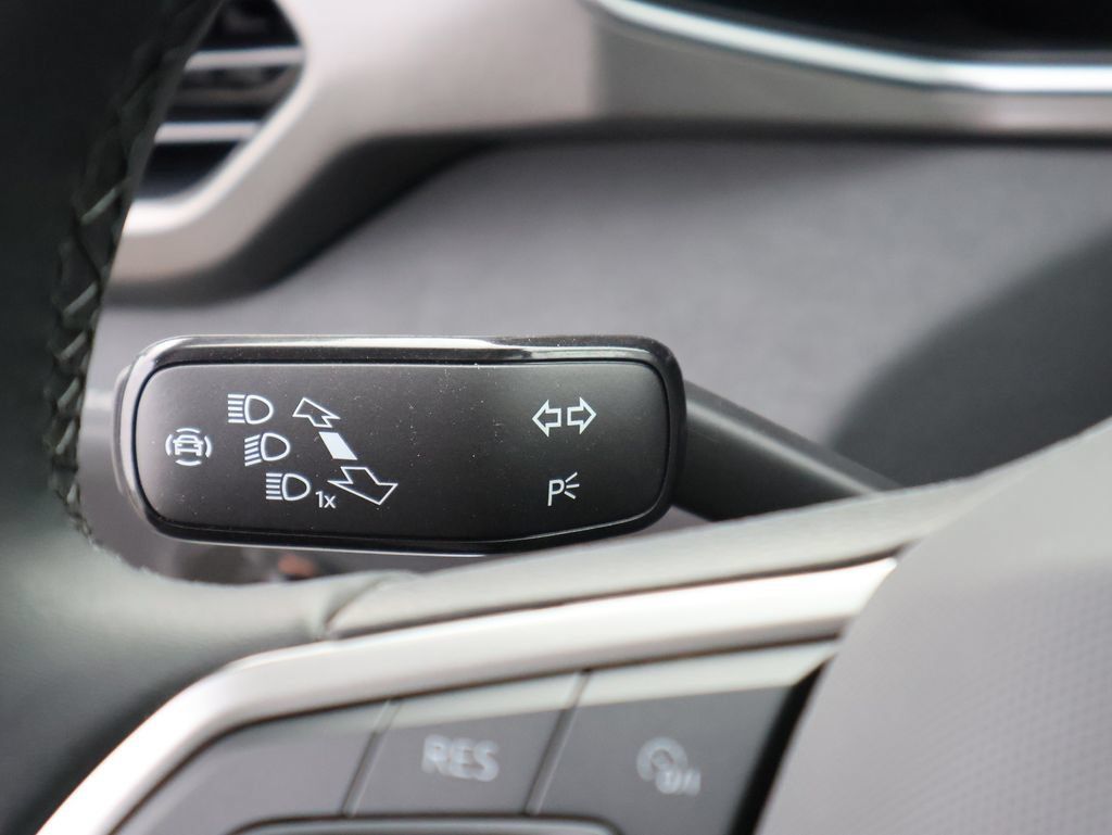 New 2026 Volkswagen Taos SE AWD/4WD image 25