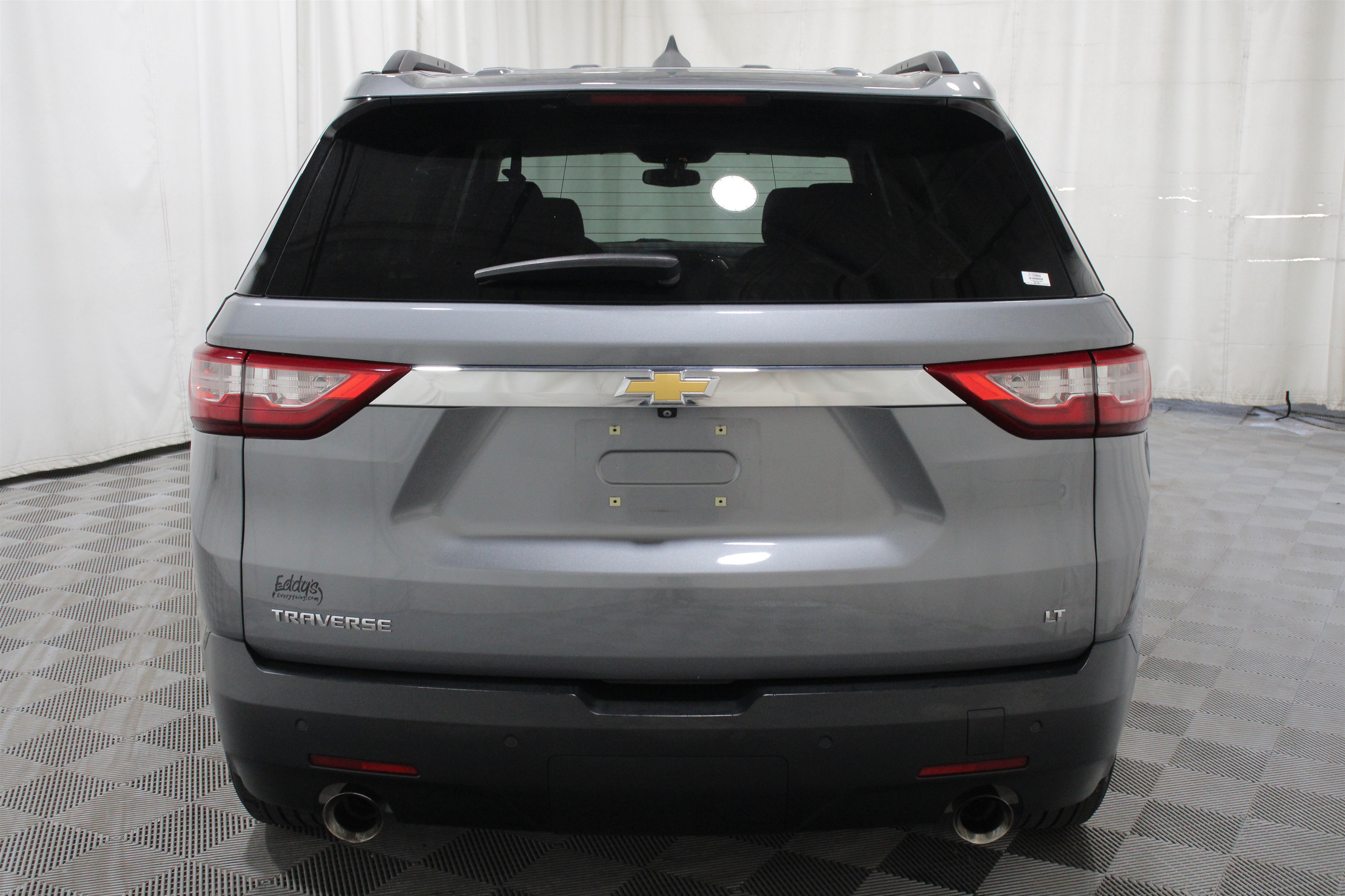 Used 2021 Chevrolet Traverse LT FWD image 36