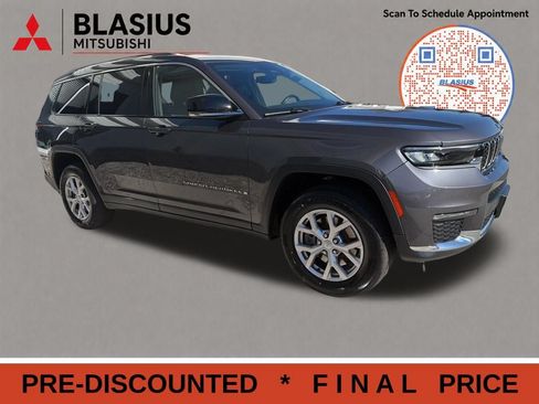 Used 2022 Jeep Grand Cherokee L Limited AWD/4WD image 12