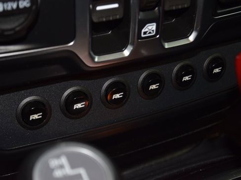 Used 2021 Jeep Gladiator Overland w/ Popular Equipment Package image 32