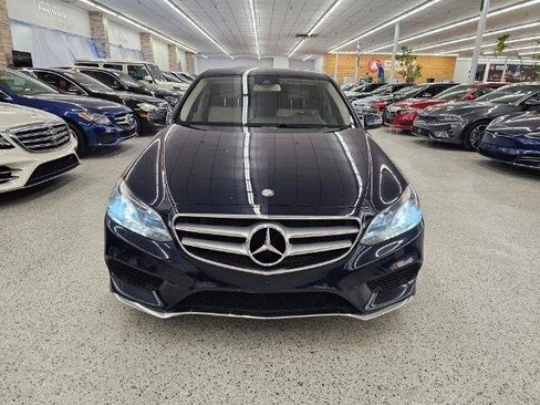 Used 2016 Mercedes-Benz E 350 4MATIC Sedan image 2