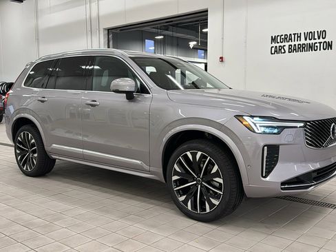 Used 2026 Volvo XC90 B5 Plus w/ Protection Package image 3
