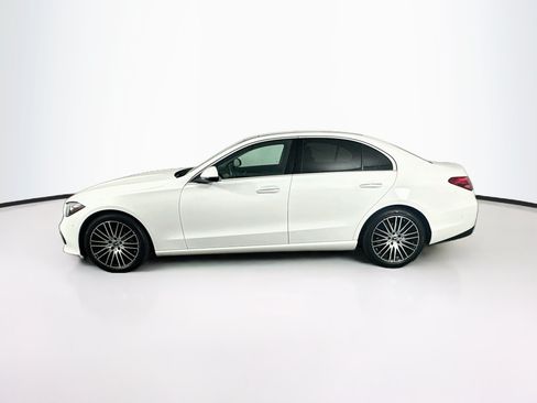 Used 2023 Mercedes-Benz C 300 Sedan image 4