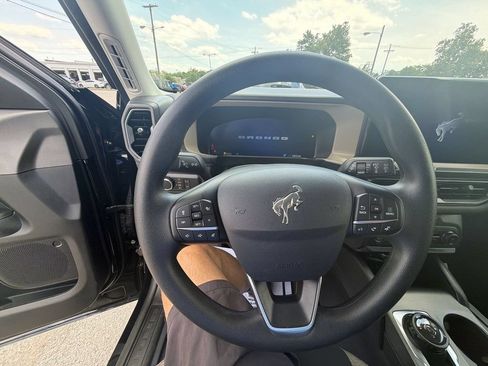 Used 2025 Ford Bronco Sport Big Bend AWD/4WD image 14