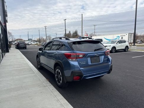 Used 2023 Subaru Crosstrek 2.0i Premium image 5