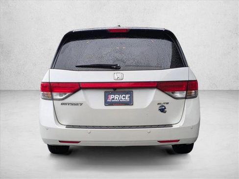 Used 2016 Honda Odyssey Touring Elite image 7