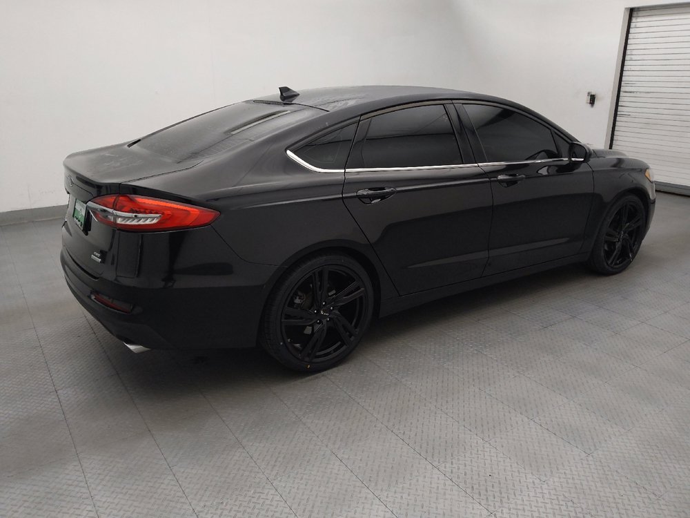 Used 2019 Ford Fusion SE FWD image 10