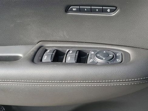 Used 2023 Cadillac XT6 Luxury image 24