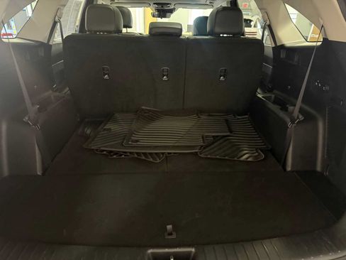 Used 2023 Kia Sorento S w/ Panoramic Sunroof Package AWD/4WD image 25