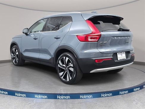 Used 2023 Volvo XC40 B5 Ultimate w/ Protection Package Premier image 8