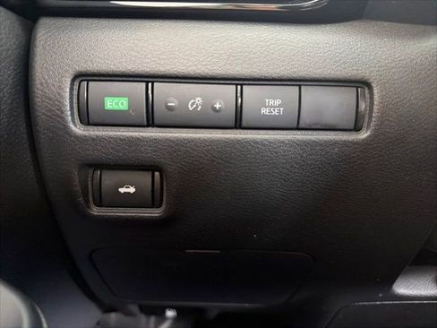 Used 2023 Nissan Sentra SV FWD image 10