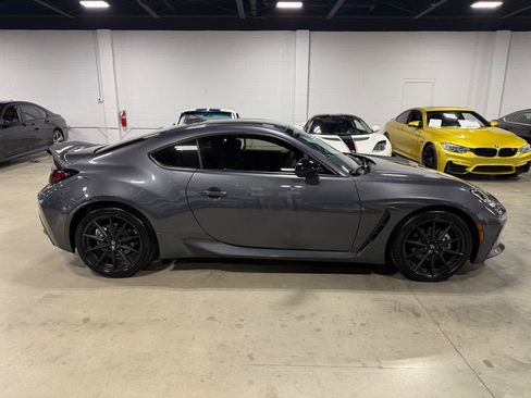Used 2023 Toyota GR86 Premium image 10