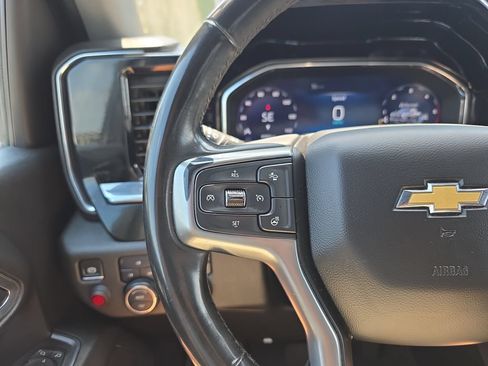 Used 2024 Chevrolet Silverado 2500 LT AWD/4WD image 20