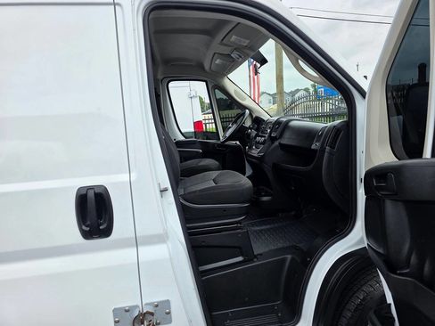 Used 2021 RAM ProMaster 2500 FWD image 14