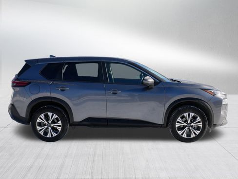Used 2023 Nissan Rogue SV image 8