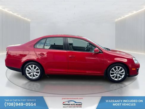 Used 2010 Volkswagen Jetta Limited Edition FWD image 8