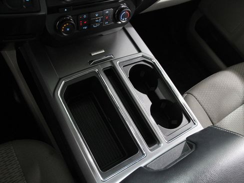 Used 2018 Ford F150 XLT w/ Equipment Group 302A Luxury image 17