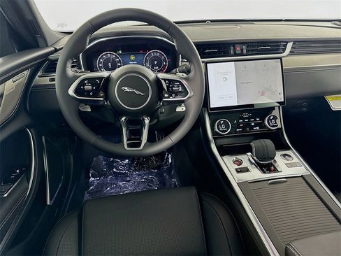 New 2024 Jaguar XF R-Dynamic SE image 23